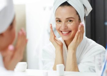 Moisturizer Tips, Tips to optimize your facial moisturizer, Skin Care Tips