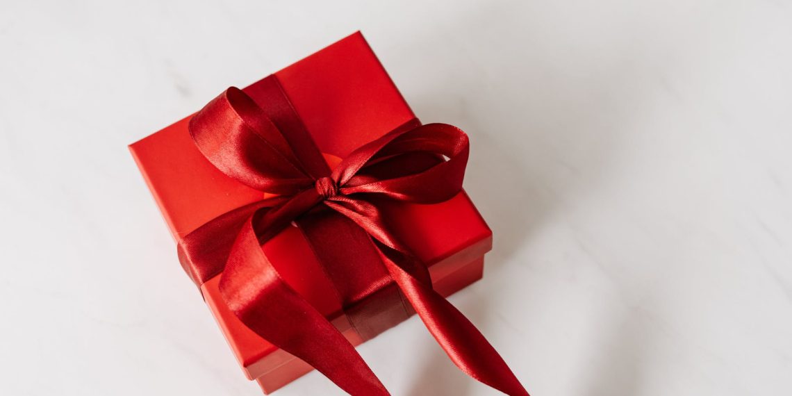 TOP 5 RAKHI GIFT IDEAS FOR YOUR LITTLE SISTER