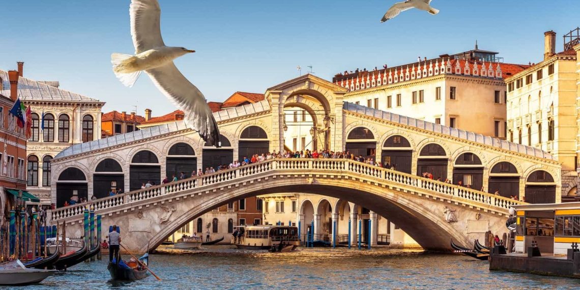 Best things to do and visit the places in Rialto