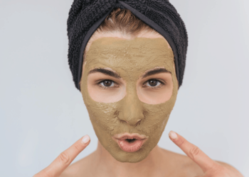 French green clay mask for smaller pores!