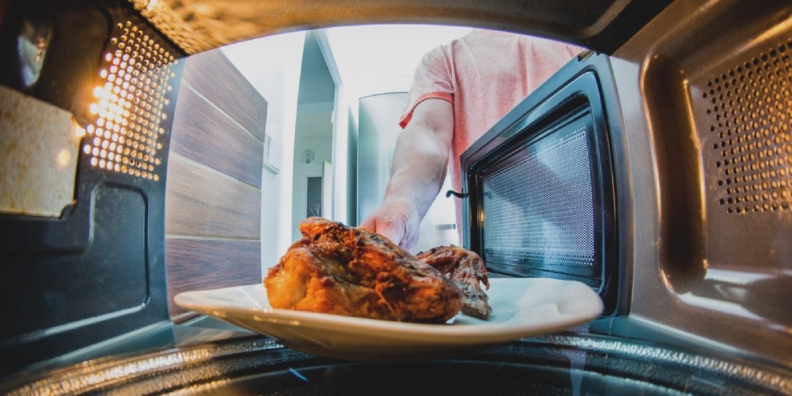 Do Microwave Ovens Cause Cancer?