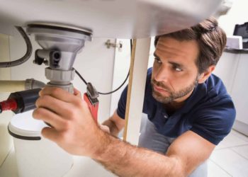 7 Easy Ways To Avoid Plumbing Emergencies In Your Home