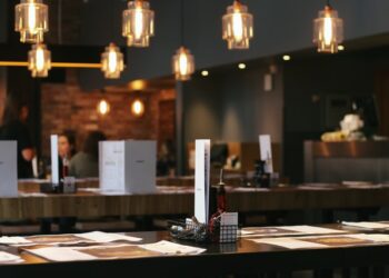 Effective steps to create an outstanding restaurant menu design