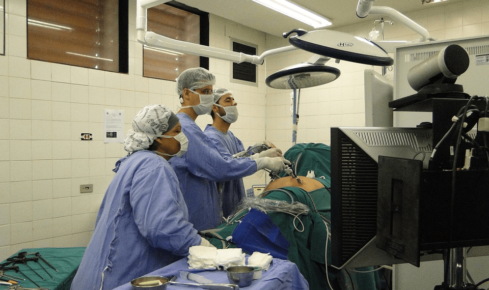 SYMPTOMS OF URETERAL STONES