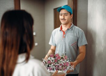 10 Benefits of Choosing Online Flower Delivery Services