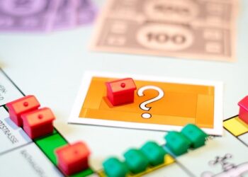 Is it worth to hire a mortgage broker?