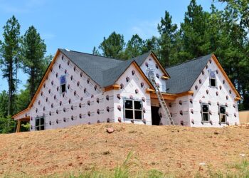 How to Make Sure that Your Roofing Job Goes as Smoothly as Possible