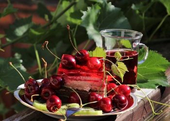 How to Stick to Your Diet on Holiday
