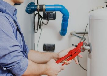 water-heater-repair-img-b76fb075